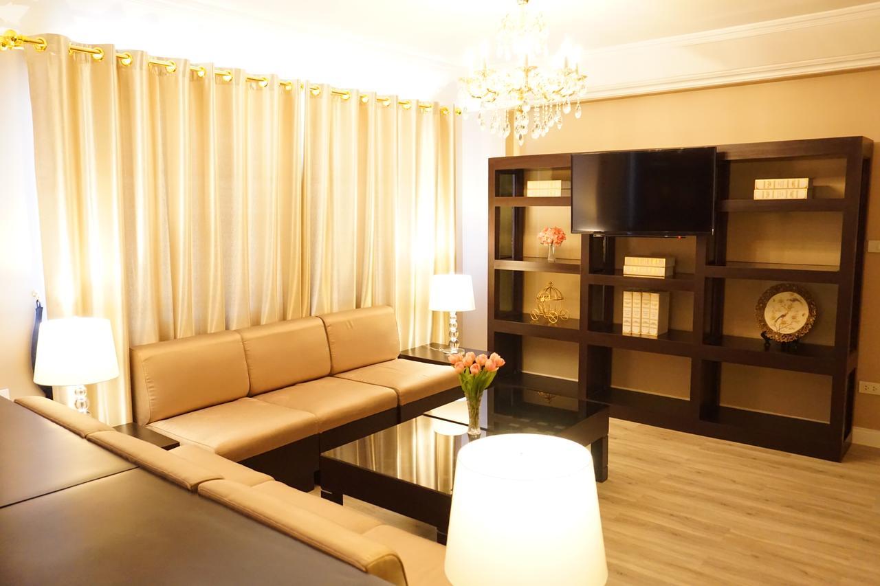 Taris Art Hotel Phrae Exterior photo